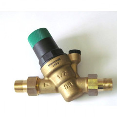 Редуктор тиску води Honeywell D05FS-1/2A