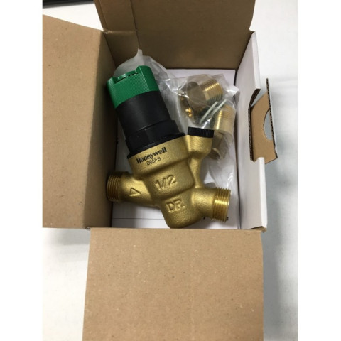 Редуктор давления воды Honeywell D05FS-3/4A