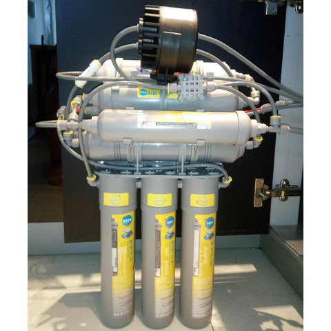 Фільтр з зворотнім осмосом Bluefilters New Line RO-8PP (з помпою Permeate)