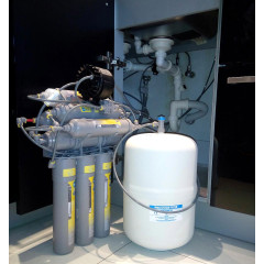 Фільтр з зворотнім осмосом Bluefilters New Line RO-8PP (з помпою Permeate)
