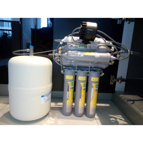 Фільтр з зворотнім осмосом Bluefilters New Line RO-8PP (з помпою Permeate)